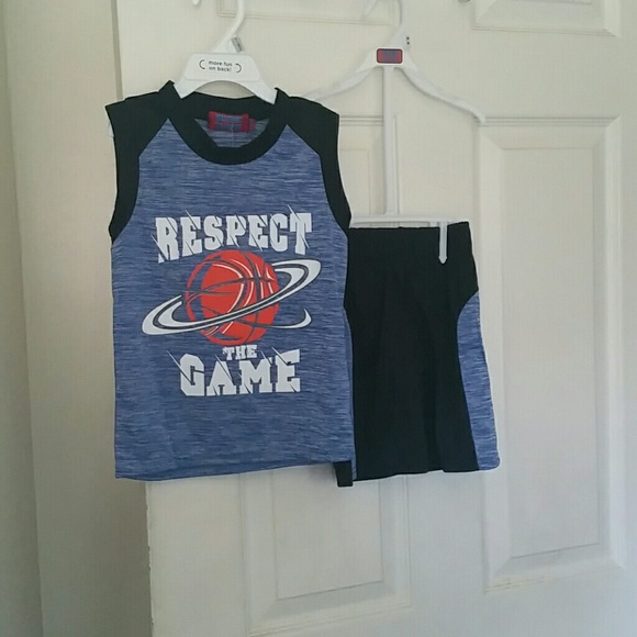 BOYS TWO -PIECE  SHORTS SETS - Picture 5 of 5